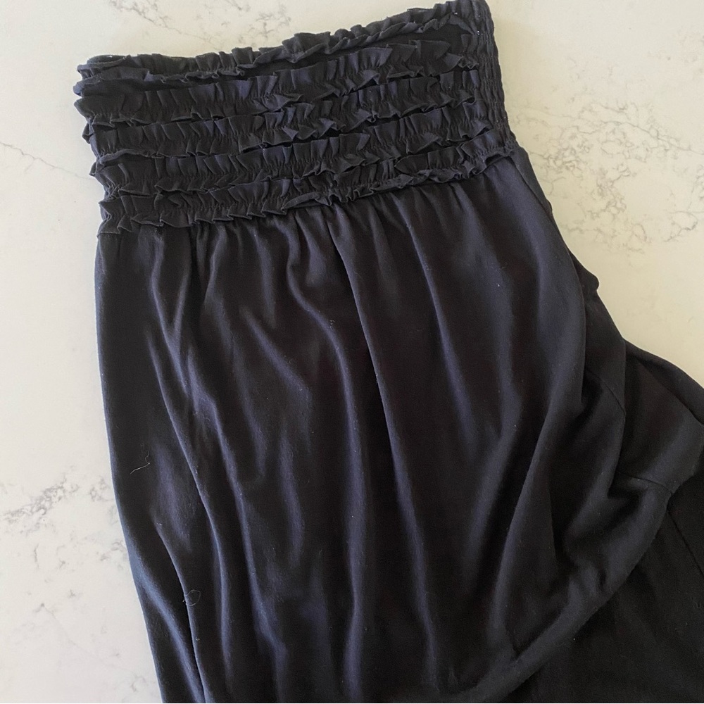 Black strapless dress